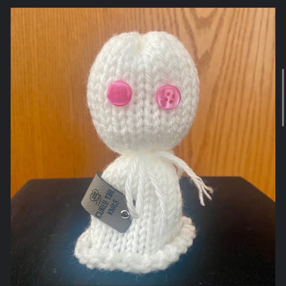 White Knit Ghost with Pink Button Eyes